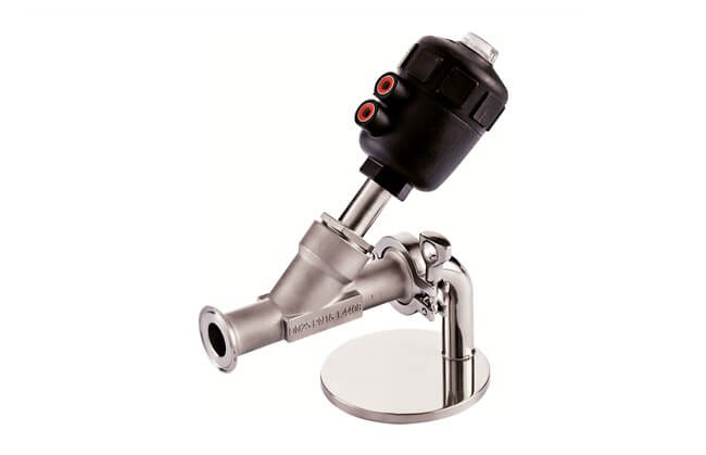 Hygienic Plastic Angle Seat Valve with Pneumatic Actuator , Thread / Flange Connection